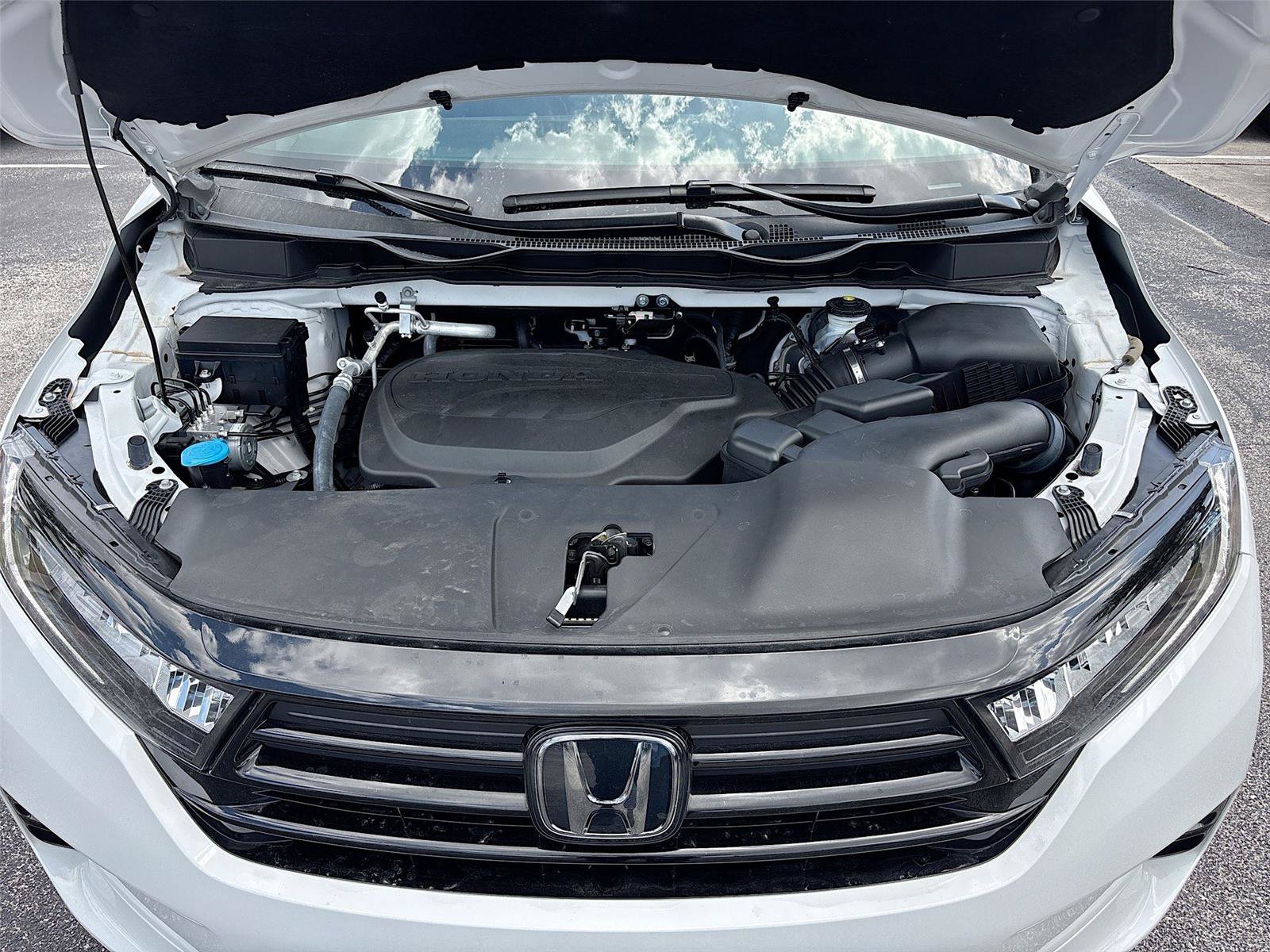 Used 2024 Honda Odyssey Sport image 36