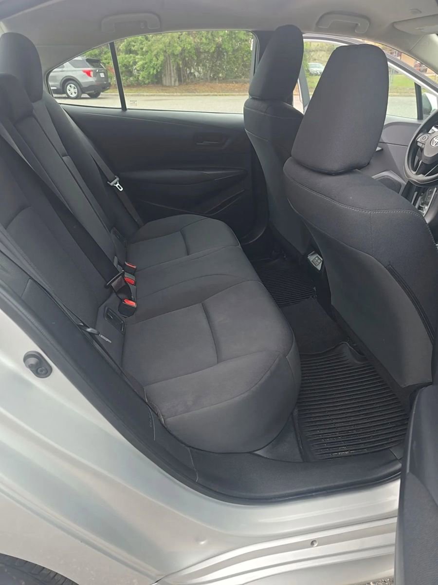 Used 2024 Toyota Corolla LE FWD image 15