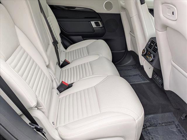 Certified 2025 Land Rover Discovery S image 23