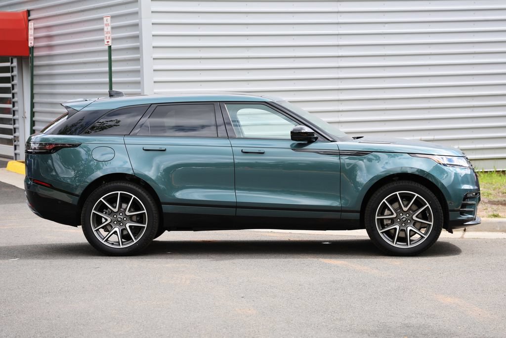 New 2026 Land Rover Range Rover Velar Dynamic SE AWD/4WD image 3