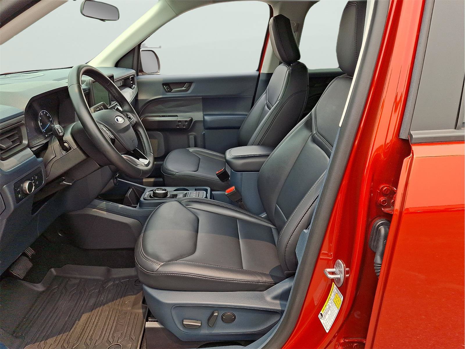 Used 2024 Ford Maverick Lariat w/ Black Appearance Package FWD image 11