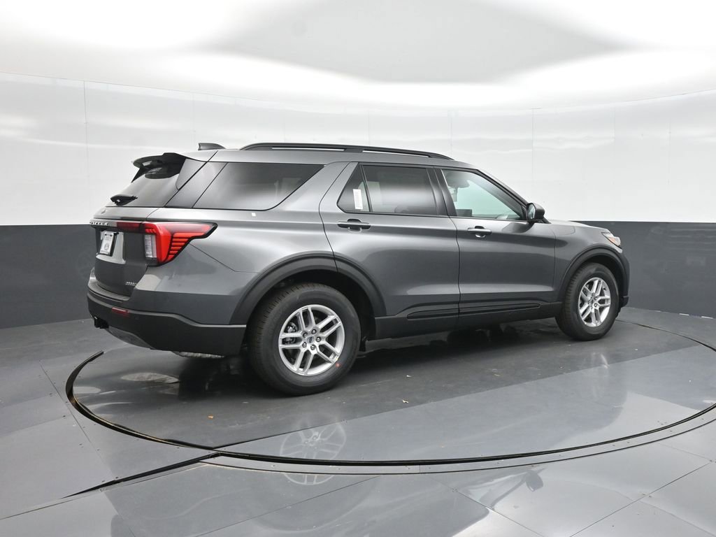 New 2026 Ford Explorer Active w/ Active Comfort Package RWD image 9