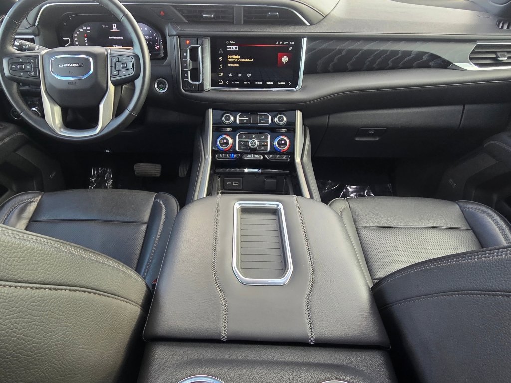 Used 2023 GMC Yukon Denali image 29