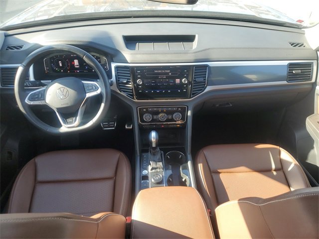 Certified 2023 Volkswagen Atlas SEL R-Line image 15