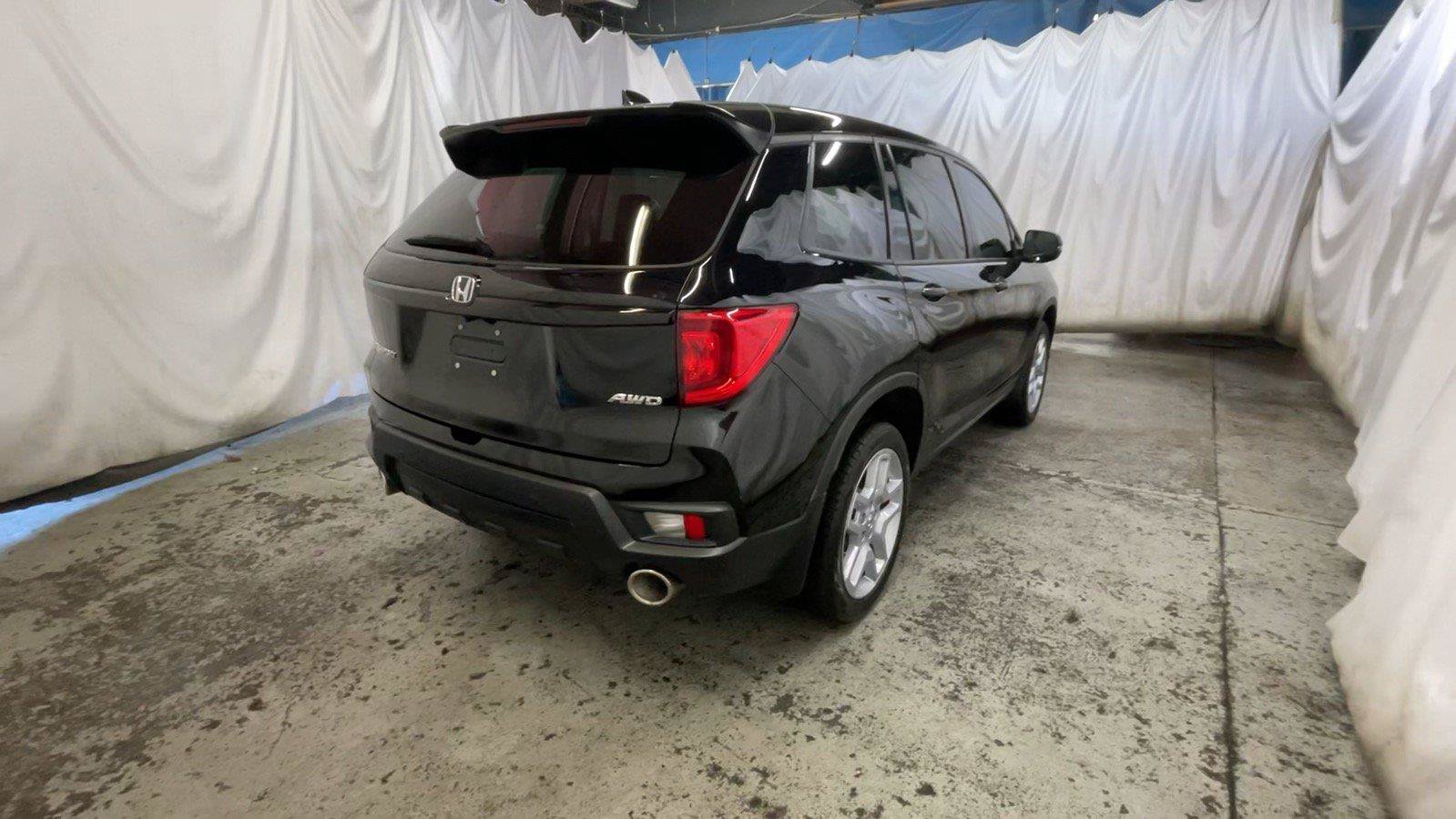 Certified 2025 Honda Passport EX-L image 6