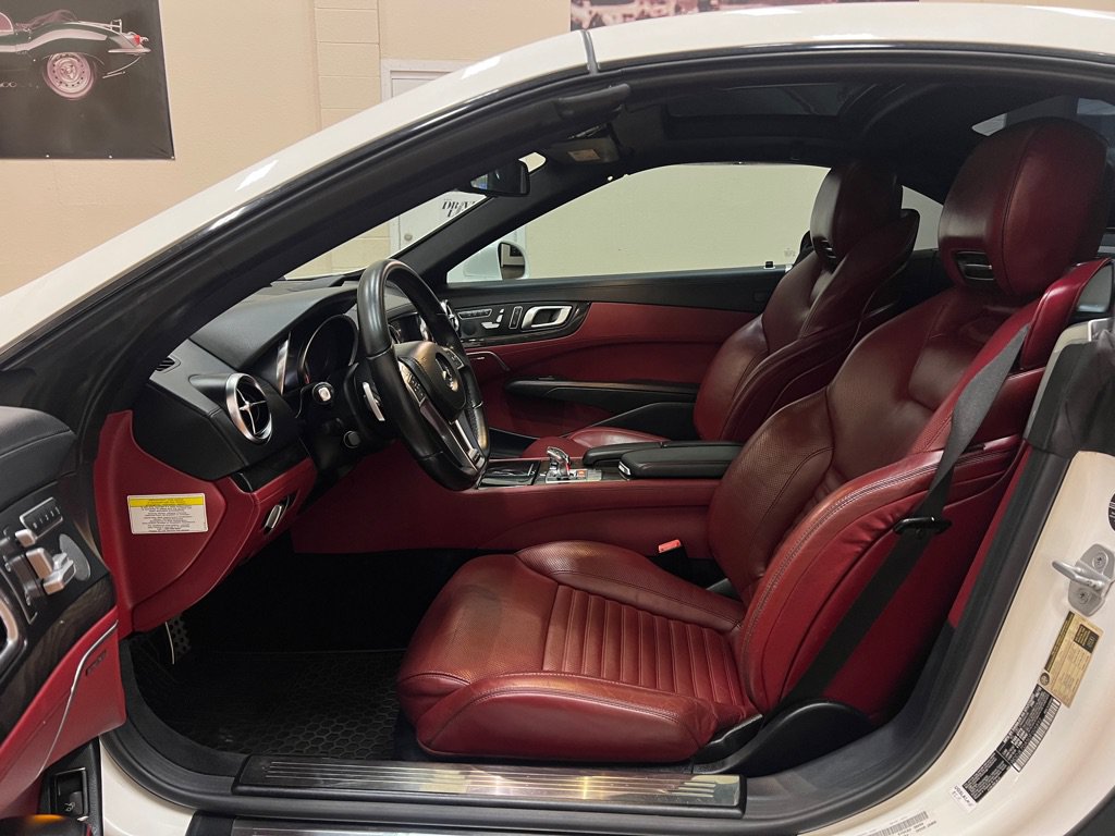 Used 2013 Mercedes-Benz SL 550 w/ Premium Pkg image 21