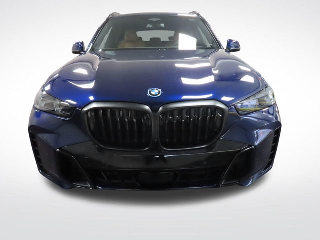 Used 2026 BMW X5 xDrive50e w/ Executive Package image 8