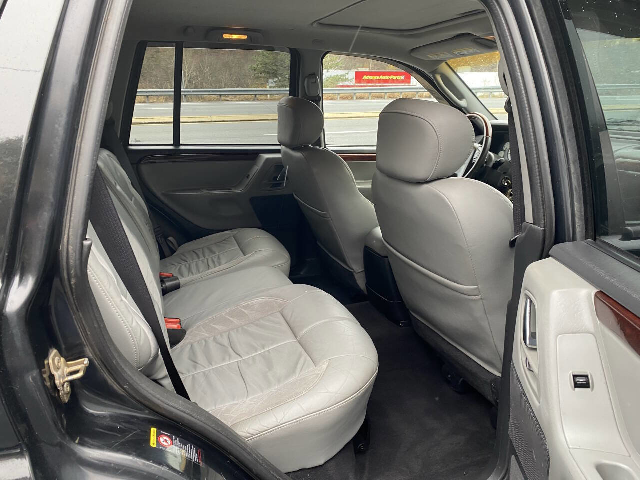 Used 2002 Jeep Grand Cherokee Overland image 12