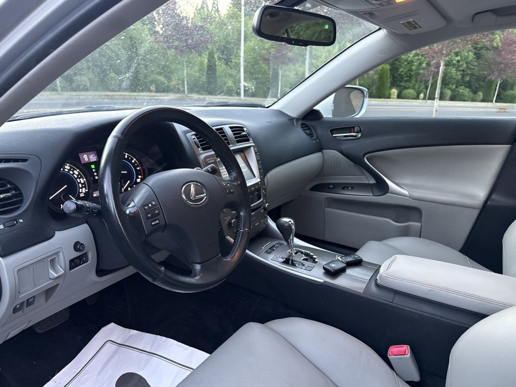 Used 2008 Lexus IS 250 AWD w/ Preferred Accessory Pkg image 13