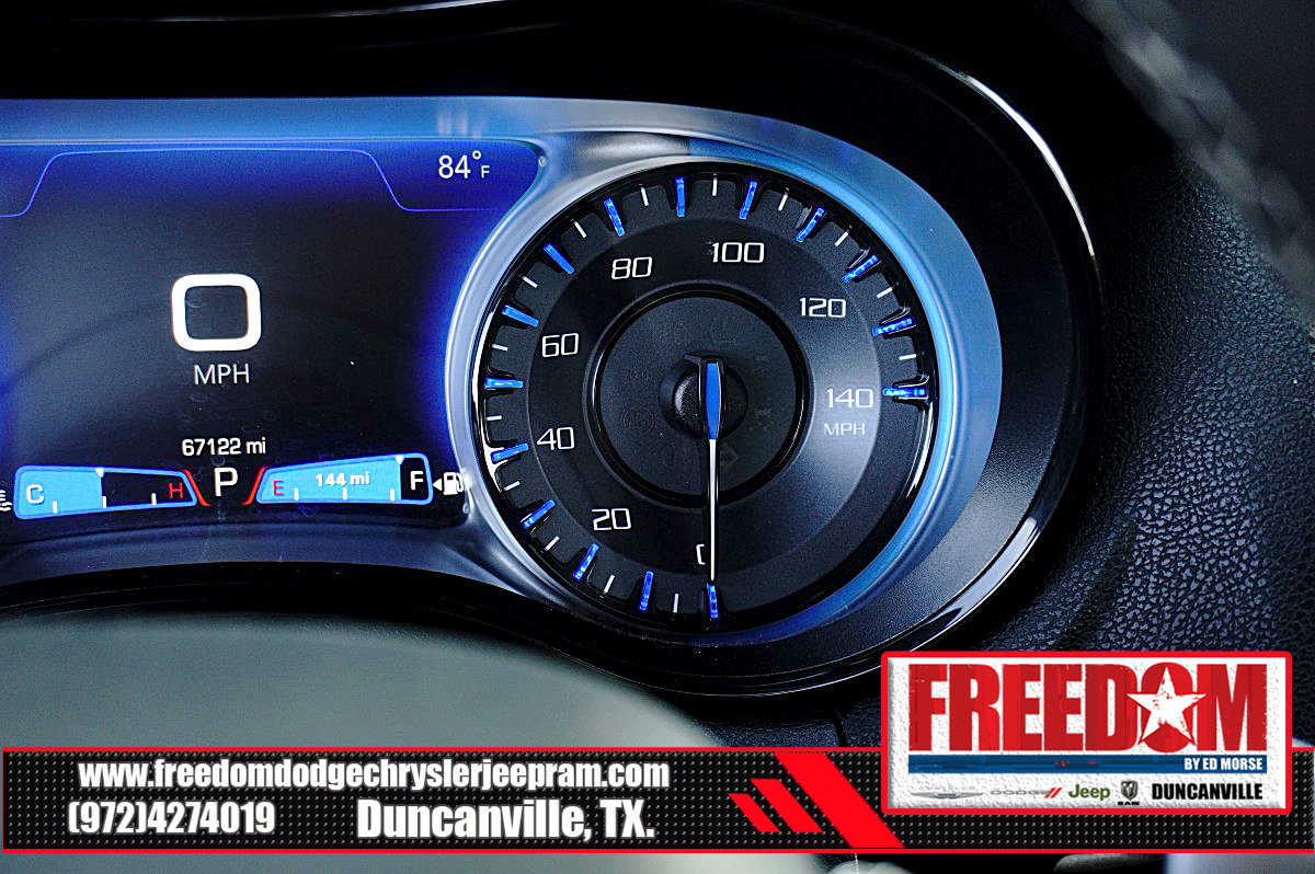 Used 2023 Chrysler 300 S RWD image 32