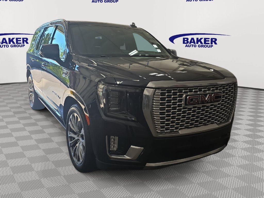 Used 2023 GMC Yukon Denali w/ Denali Reserve Package AWD/4WD image 3