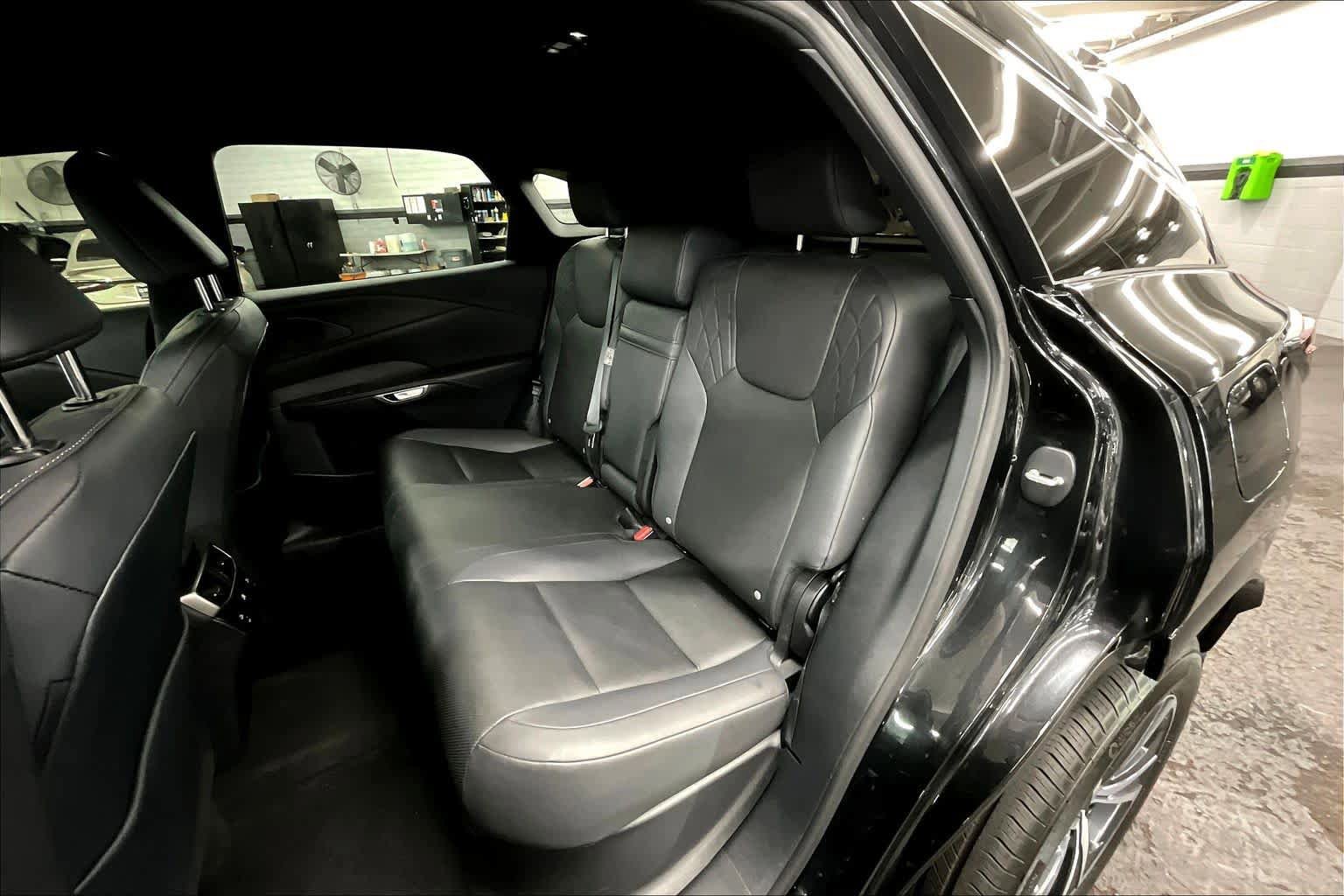 Used 2024 Lexus RX 350 FWD w/ Technology Package image 19