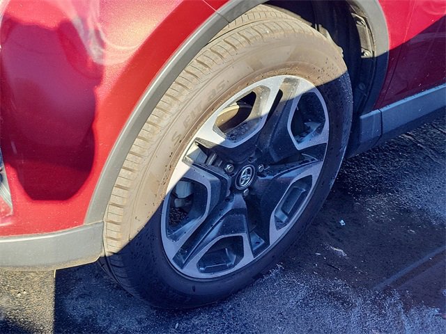 Used 2018 Toyota RAV4 Limited image 5
