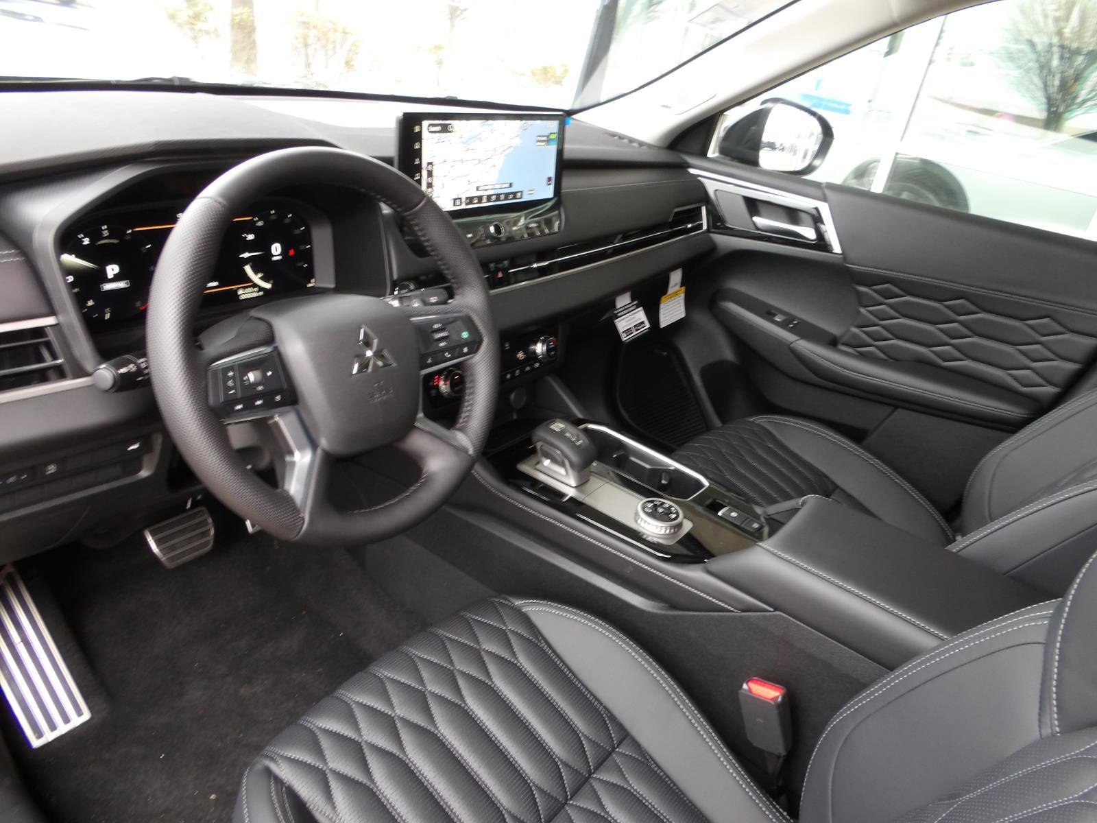 New 2026 Mitsubishi Outlander SEL AWD/4WD image 13