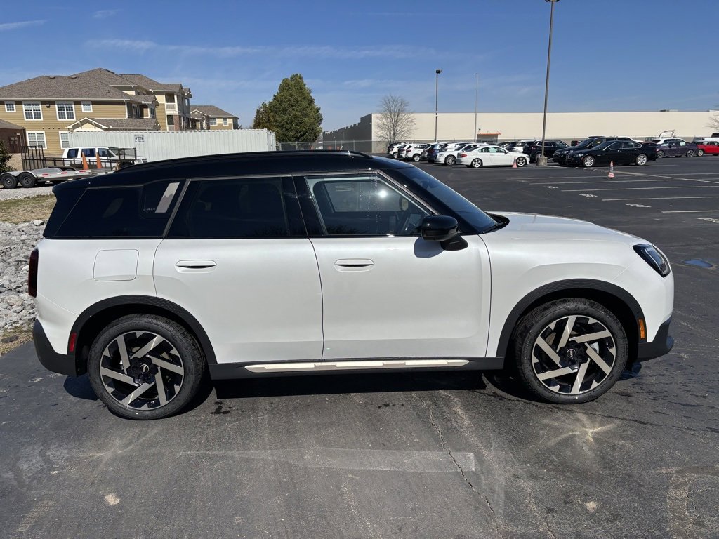 New 2025 MINI Cooper Countryman SE w/ Comfort Package Max image 7