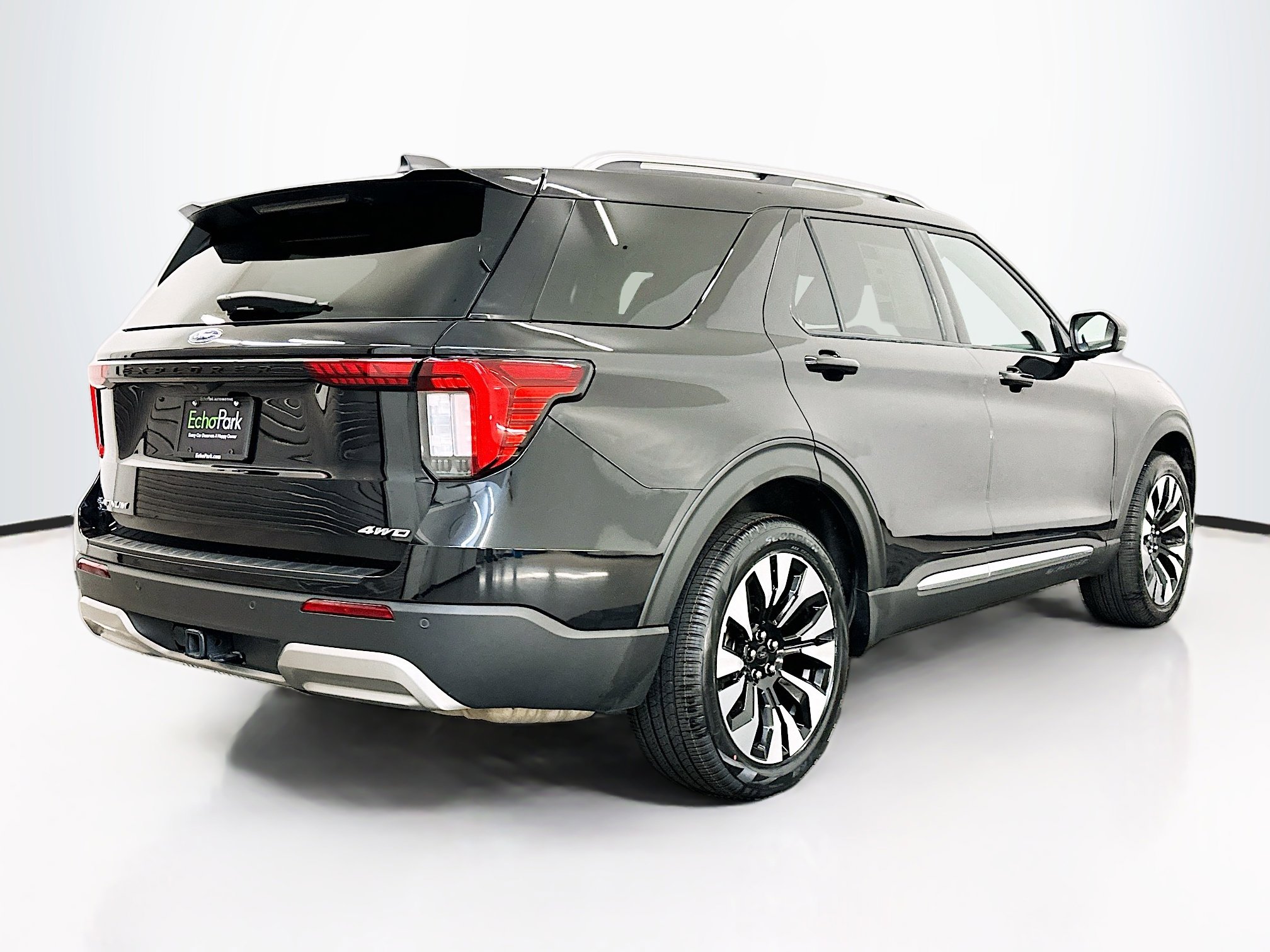 Used 2025 Ford Explorer Platinum w/ LUX Leather Package image 9