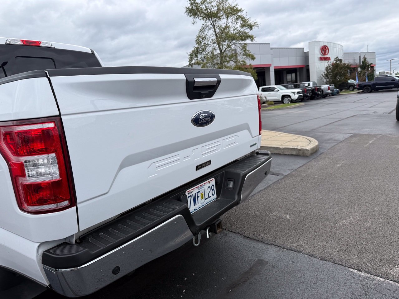 Used 2018 Ford F150 XLT w/ Equipment Group 302A Luxury AWD/4WD image 5
