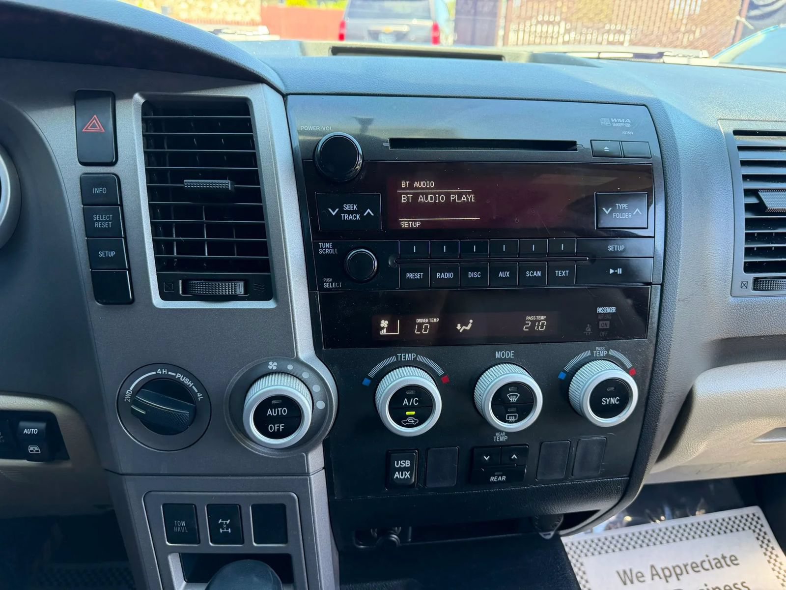 Used 2013 Toyota Sequoia SR5 AWD/4WD image 22