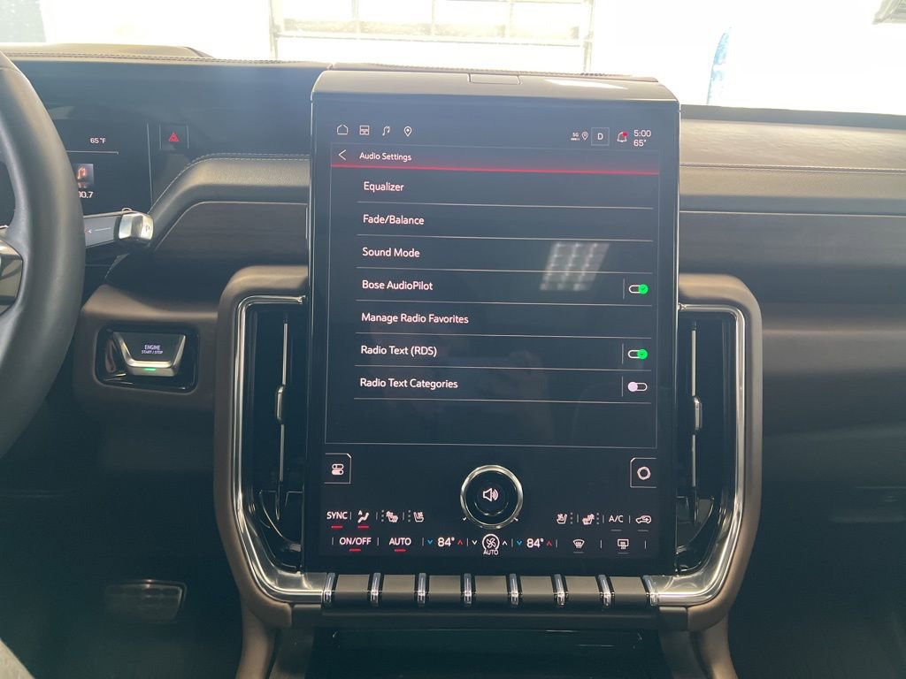 Used 2026 GMC Yukon XL Denali Ultimate w/ LPO, Illumination Package image 23