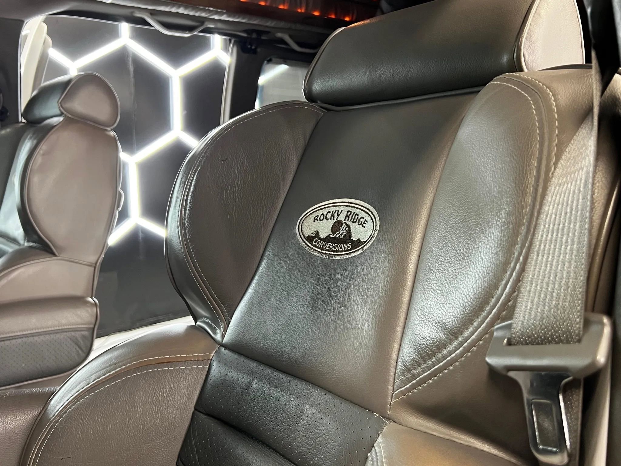 Used 2006 Chevrolet Express 1500 w/ Preferred Equipment Group image 28