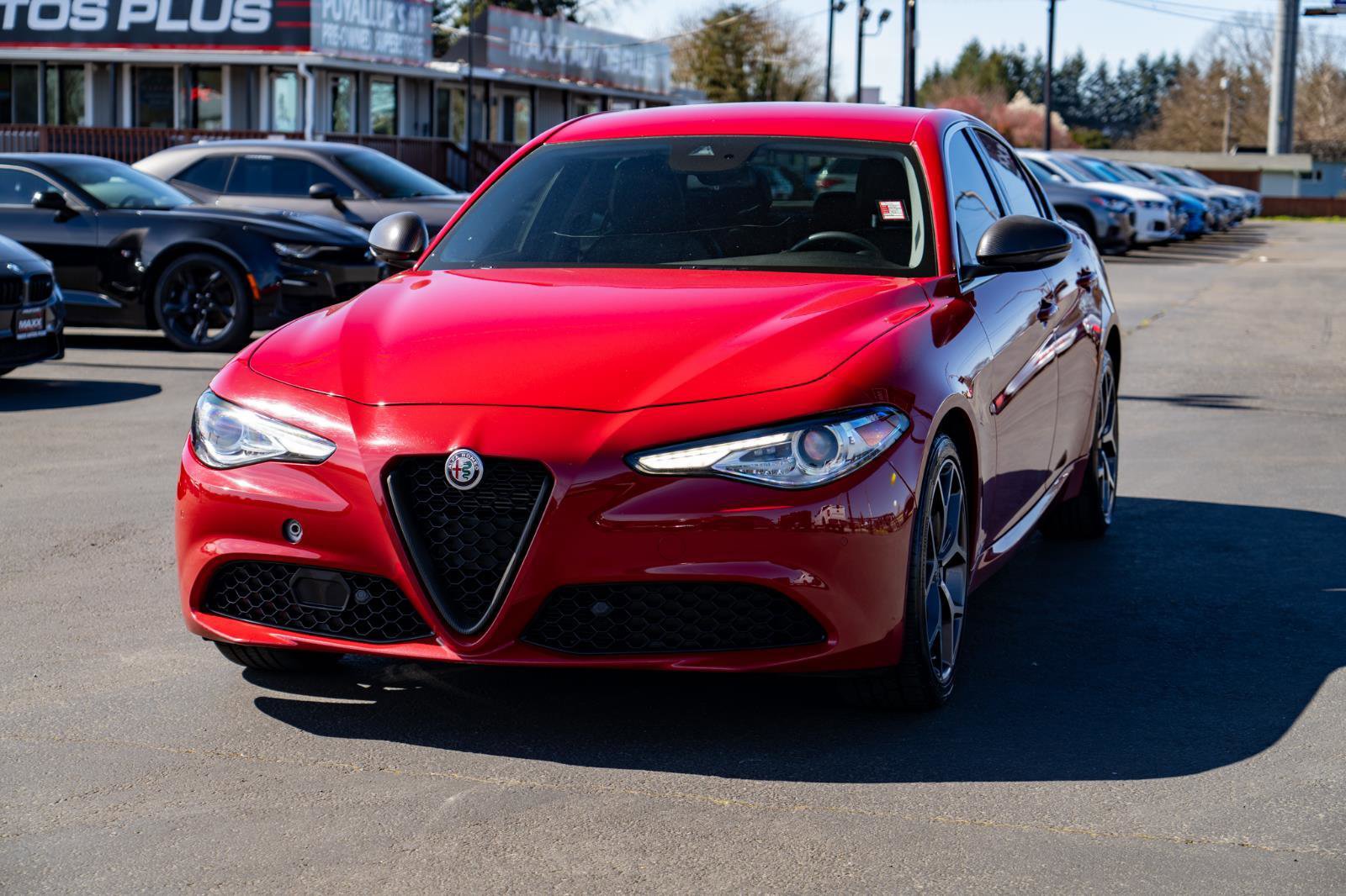 Used 2020 Alfa Romeo Giulia Ti image 4