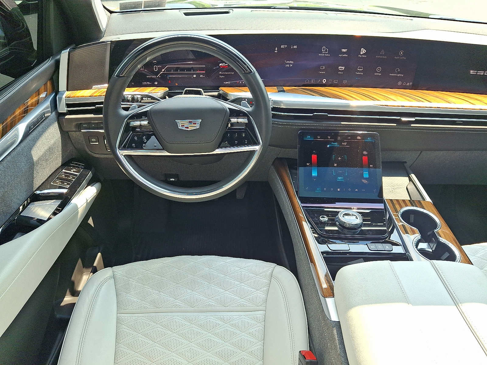 Used 2025 Cadillac Escalade Sport Platinum w/ LPO, Floor Liner Package AWD/4WD image 12