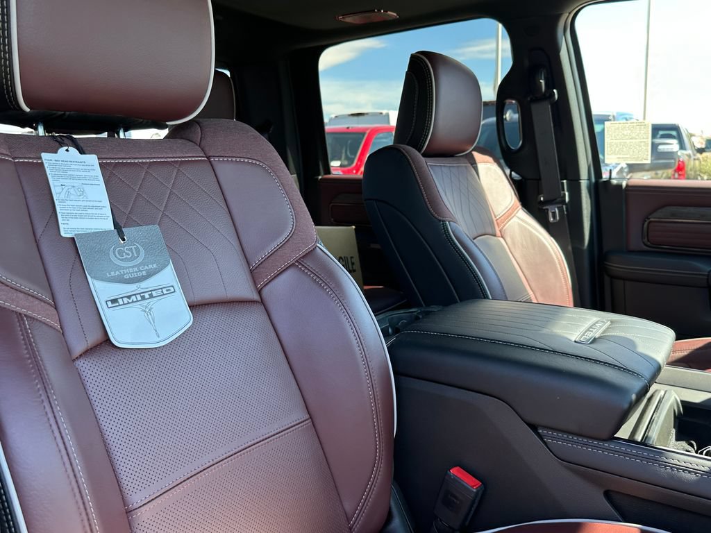New 2026 RAM 2500 Limited AWD/4WD image 15