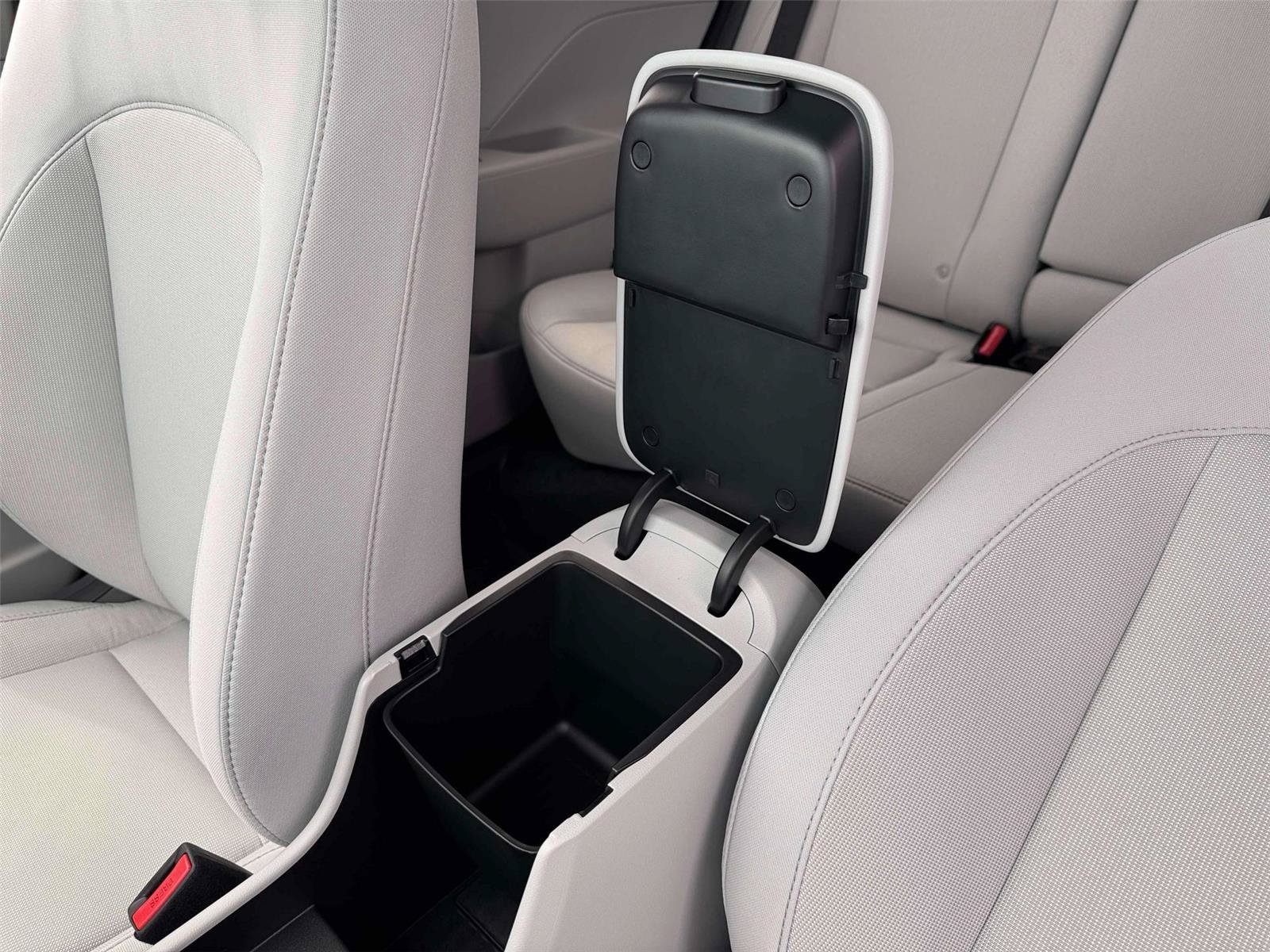 New 2026 Hyundai Kona SEL Sport AWD/4WD image 19