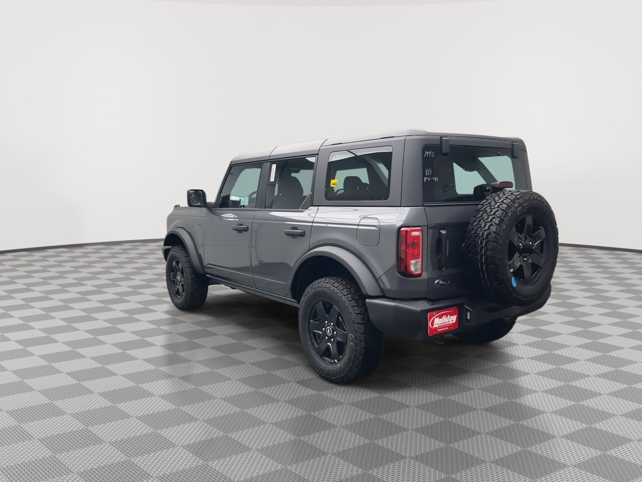 New 2025 Ford Bronco 4-Door image 2