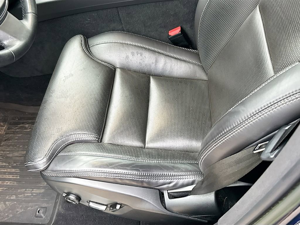 Used 2023 Volvo XC60 B5 Ultimate w/ Protection Package Premier image 21