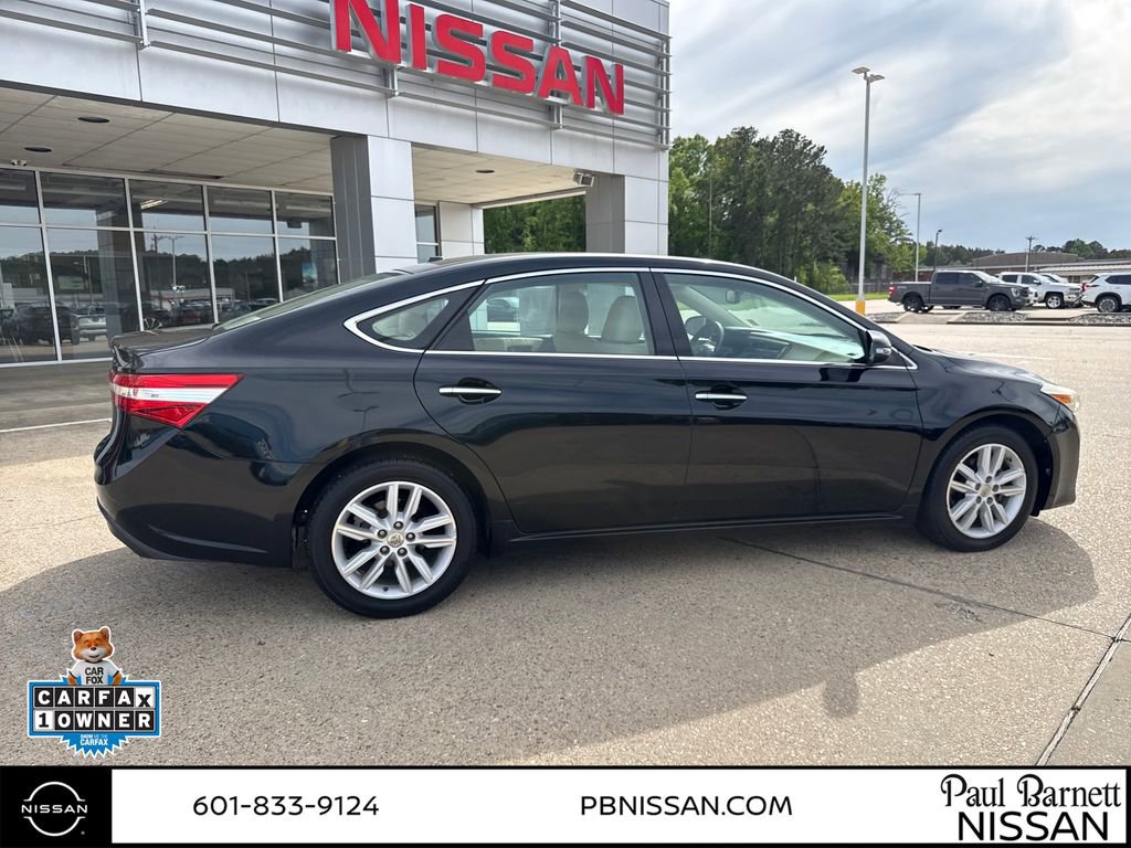 Used 2014 Toyota Avalon XLE Premium image 9