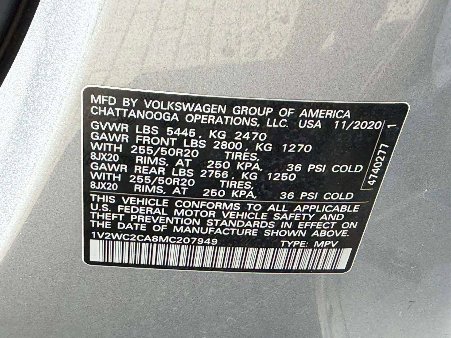 Used 2021 Volkswagen Atlas Cross Sport SE image 34