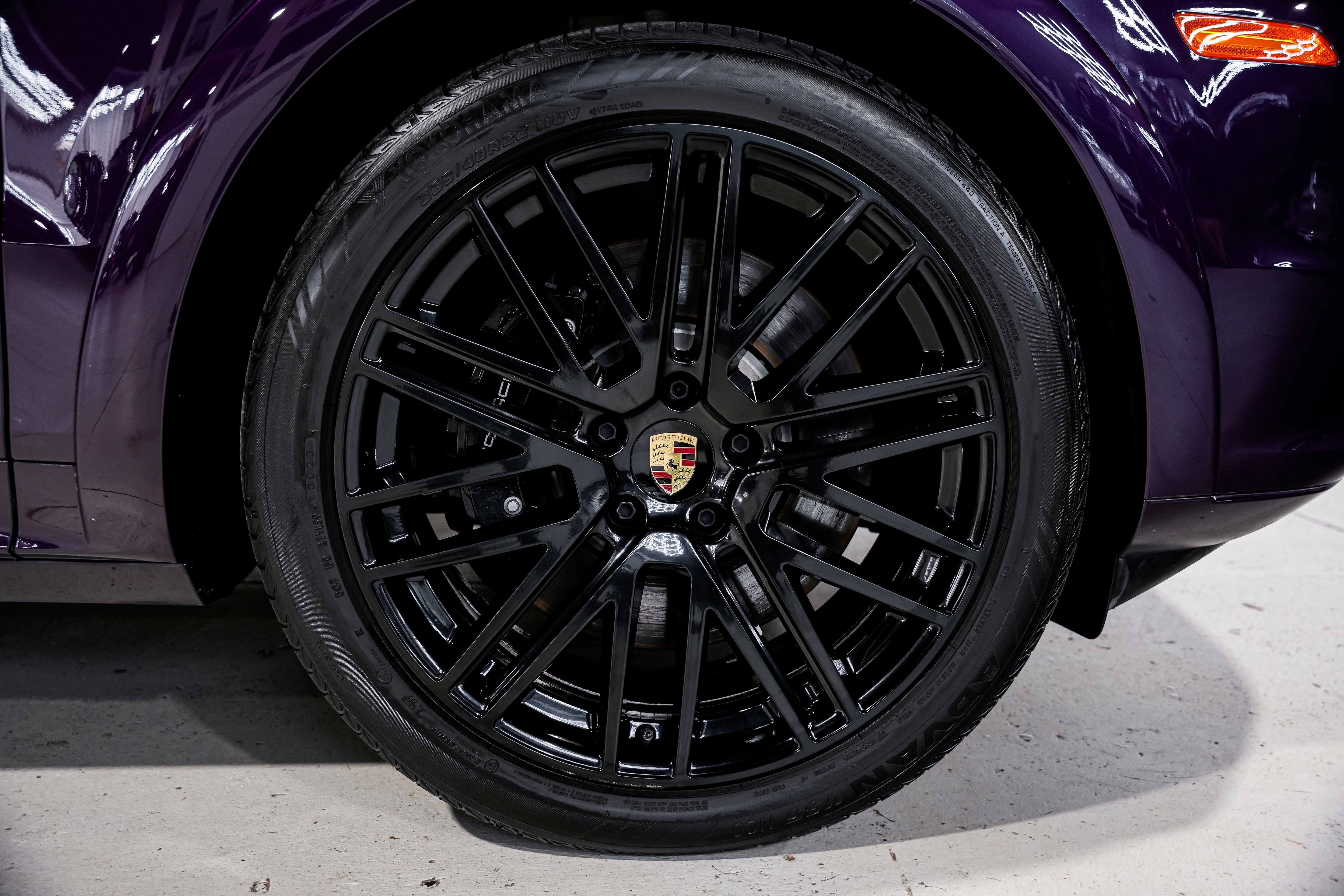 Used 2024 Porsche Cayenne S image 59