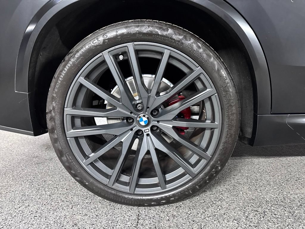 Used 2022 BMW X5 xDrive40i AWD/4WD image 10