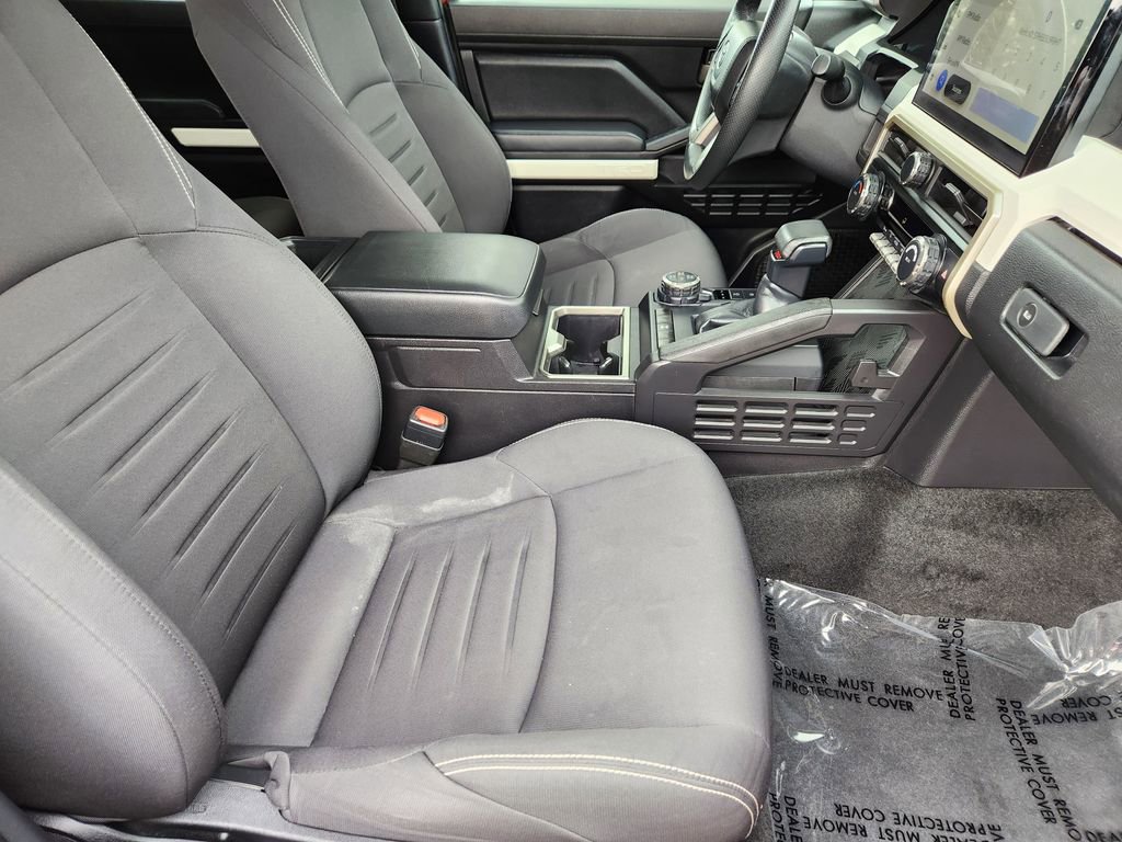 Used 2024 Toyota Tacoma TRD Off-Road AWD/4WD image 5