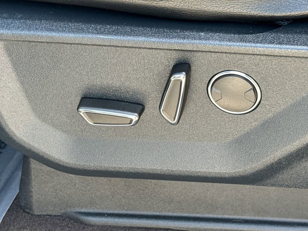 Used 2021 Ford F150 XLT w/ Equipment Group 302A High image 25