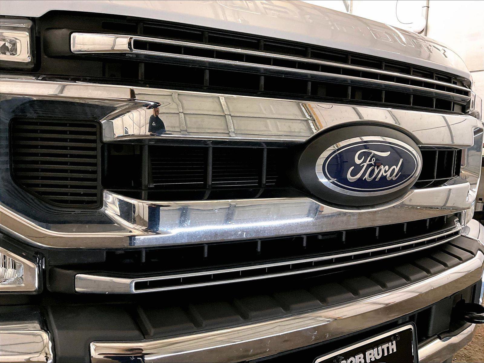 Used 2022 Ford F350 XL w/ STX Appearance Package AWD/4WD image 29
