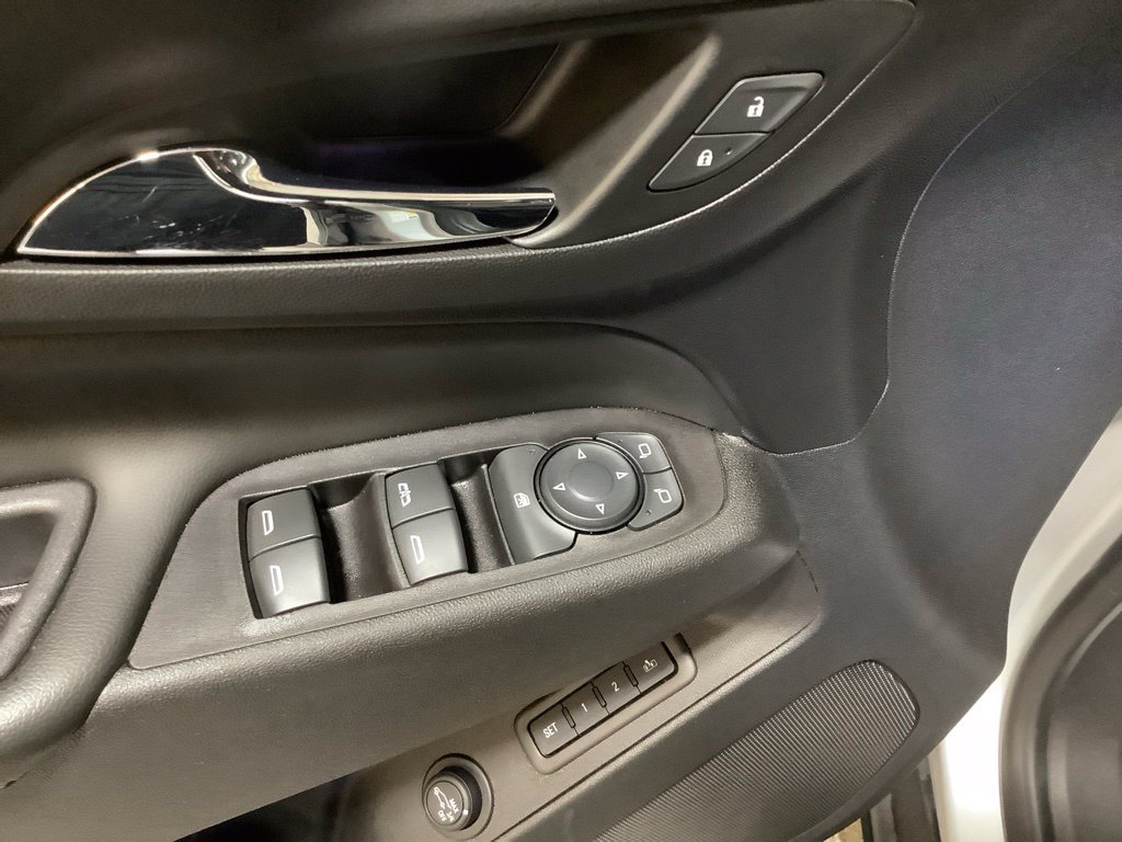 Used 2020 Chevrolet Equinox Premier w/ Premier Redline Edition AWD/4WD image 25