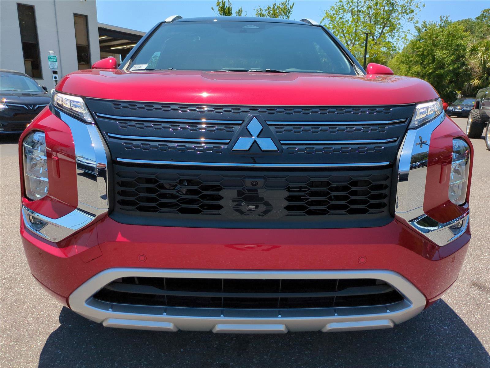 New 2025 Mitsubishi Outlander SEL image 9