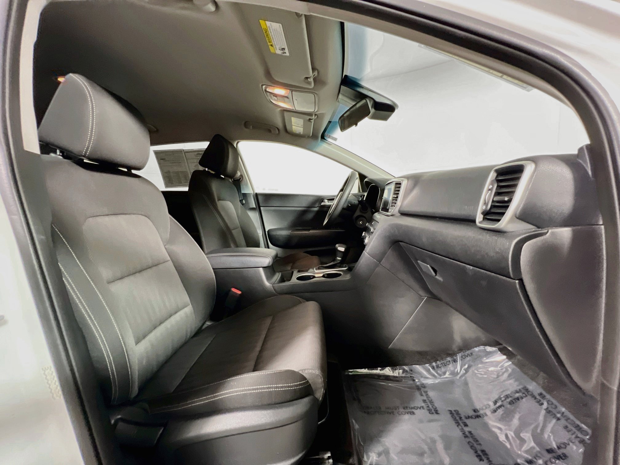 Used 2020 Kia Sportage LX FWD image 31