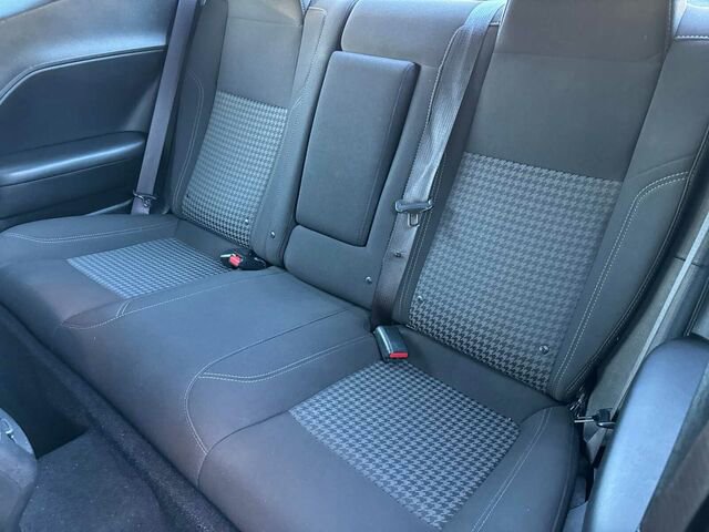 Used 2021 Dodge Challenger SXT image 14