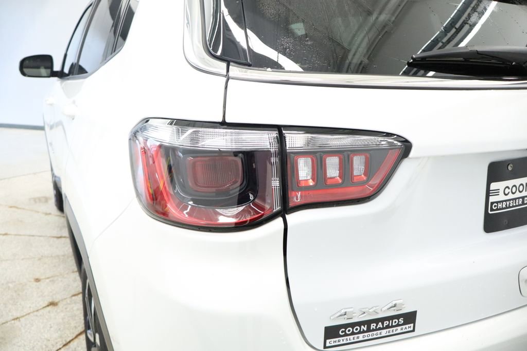 Used 2024 Jeep Compass Limited AWD/4WD image 18