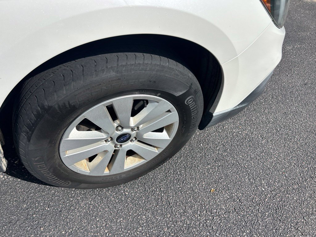 Used 2019 Subaru Outback 2.5i Premium AWD/4WD image 9