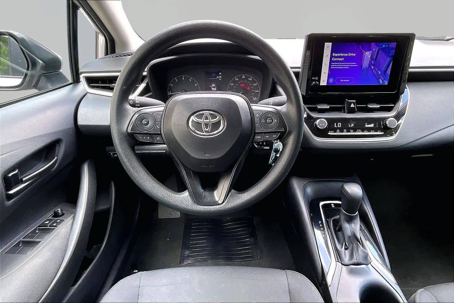 Certified 2025 Toyota Corolla LE FWD image 6
