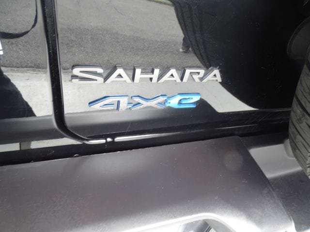 Certified 2025 Jeep Wrangler Unlimited Sahara AWD/4WD image 25