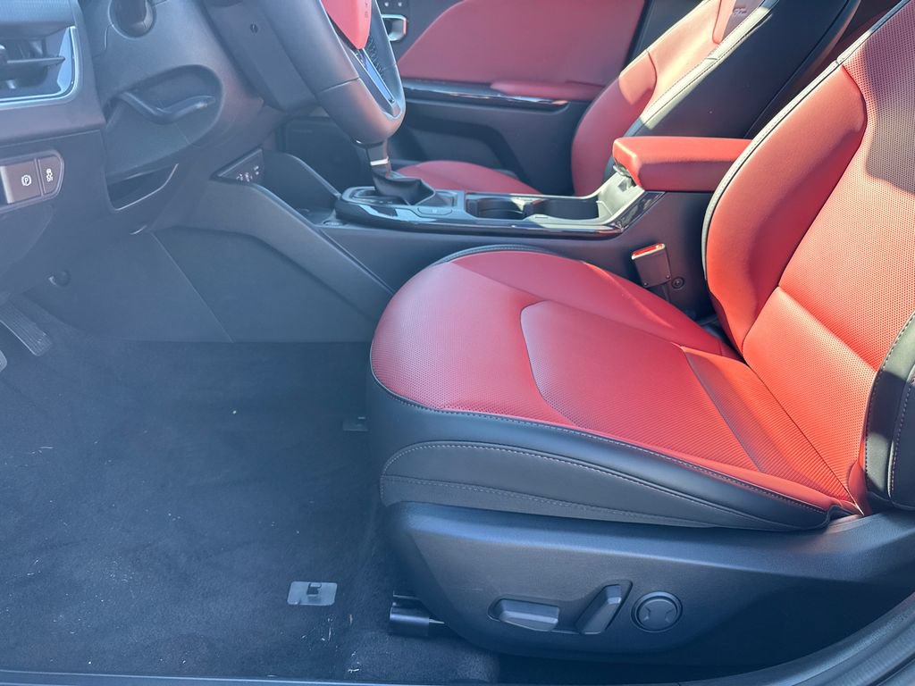 New 2025 Kia K4 GT-Line w/ GT-Line Premium Package FWD image 10
