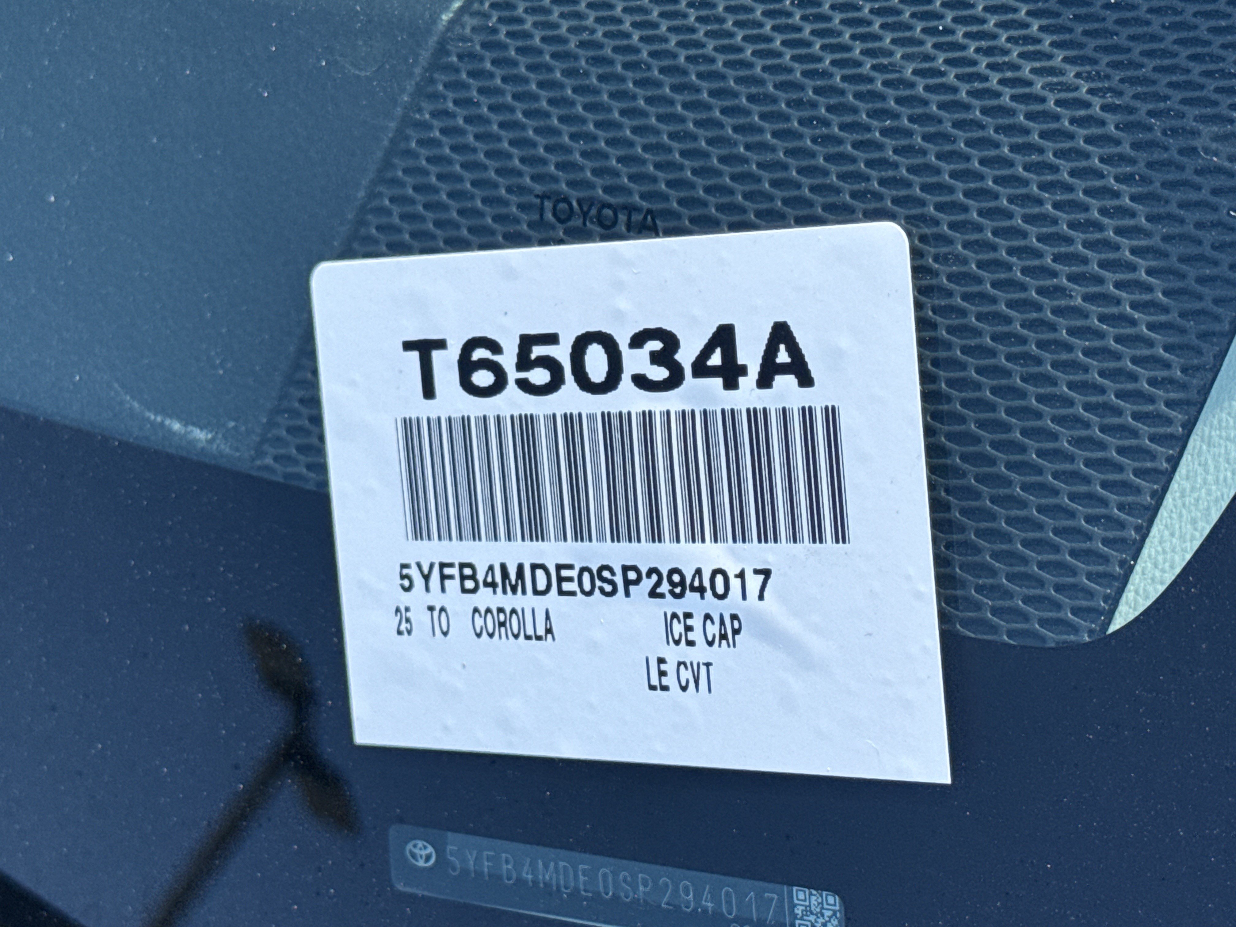 Used 2025 Toyota Corolla LE FWD image 34