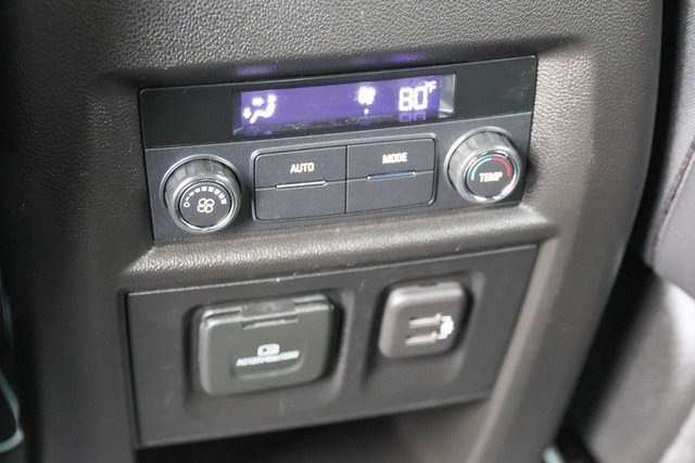 Used 2022 Chevrolet Traverse RS image 21