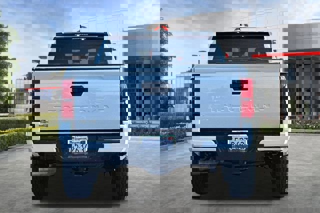 Used 2024 Toyota Tacoma SR5 image 6