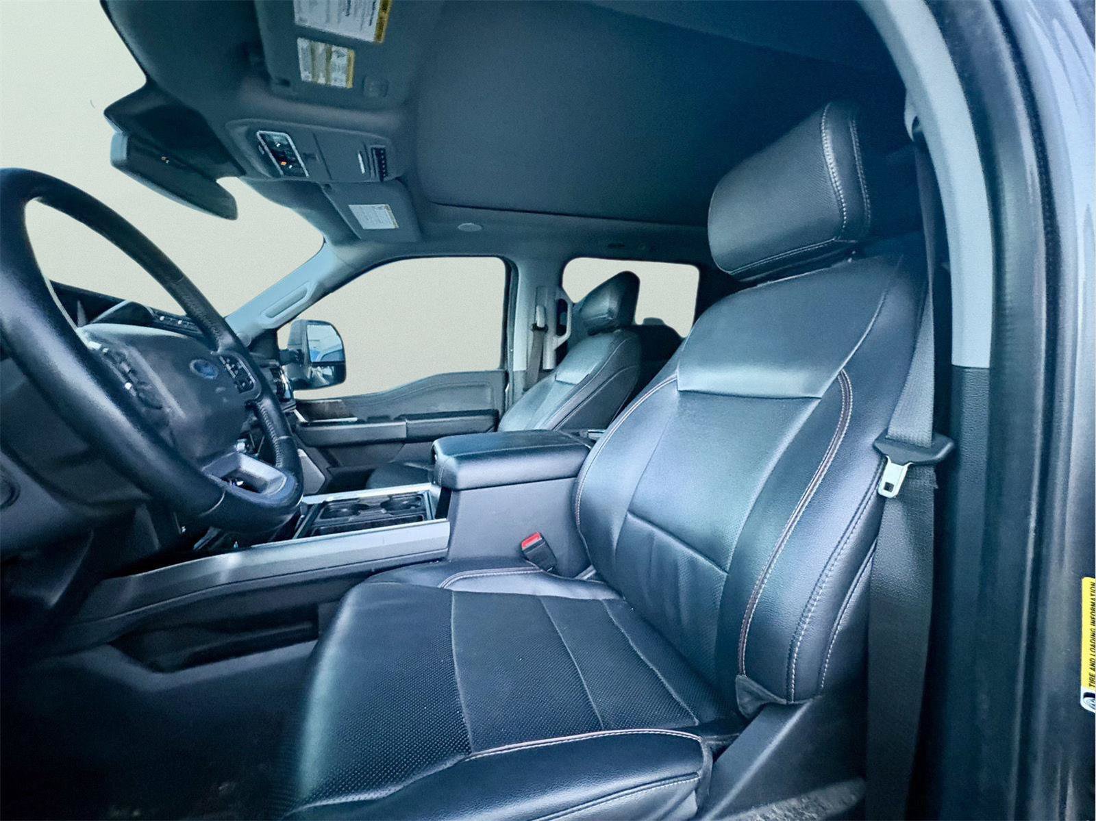 Used 2023 Ford F250 Lariat w/ Lariat Ultimate Package AWD/4WD image 10